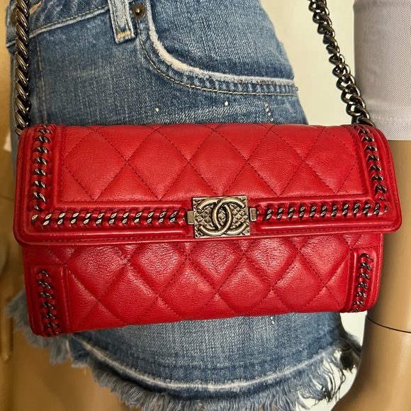 😍VERY RARE😍 CHANEL AGED CHAIN AROUND BOY LONG WALLET ON A CHAIN 😍 - Picture 5 of 15